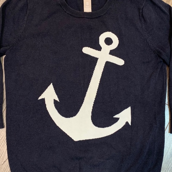 Banana Republic 3/4 Sleeve - Picture 2 of 4